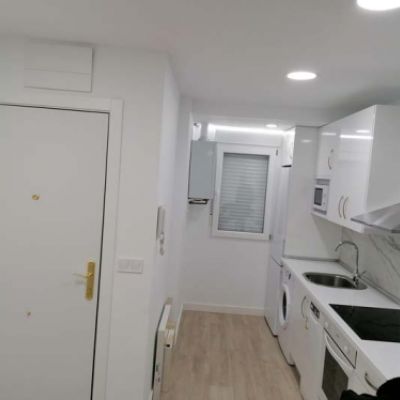 Reforma de cocina en tono blanco